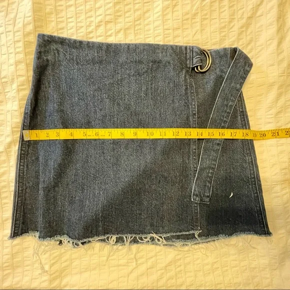 Madewell Raw Hem Denim Wrap Mini Skirt - Picture 7 of 9